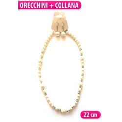 COLLAR Y PENDIENTES CON PERLAS